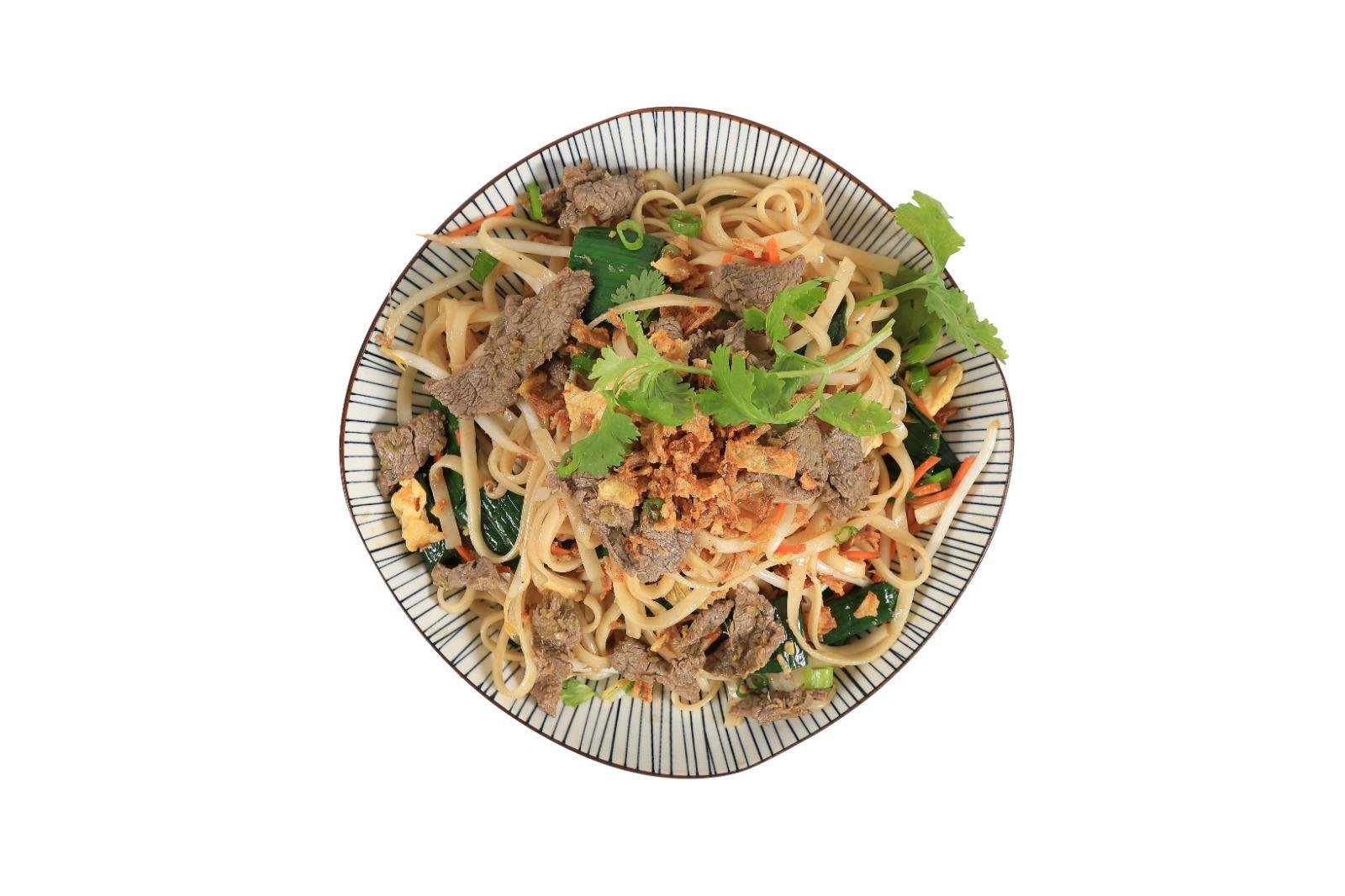 Nouilles sautées au bœuf — photographie du menu PHỞ 55
